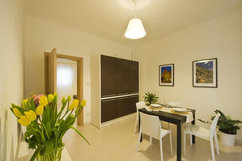 Vico Amato Residenza Apartment Sulmona Ruang foto